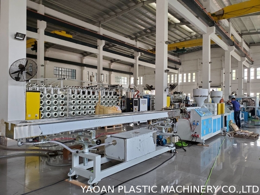 เครื่องอัดรีดท่อพลาสติก PVC สายสวน PLC 120kw 150mm